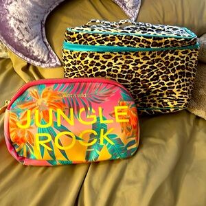 Set of 2 gently used makeup bags. One is unbranded and the other is wet n wild